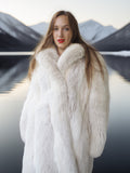 "Winter Queen" – White Fox Coat with Dramatic Collar and Voluminous Silhouette