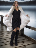 "Winter Queen" – White Fox Coat with Dramatic Collar and Voluminous Silhouette
