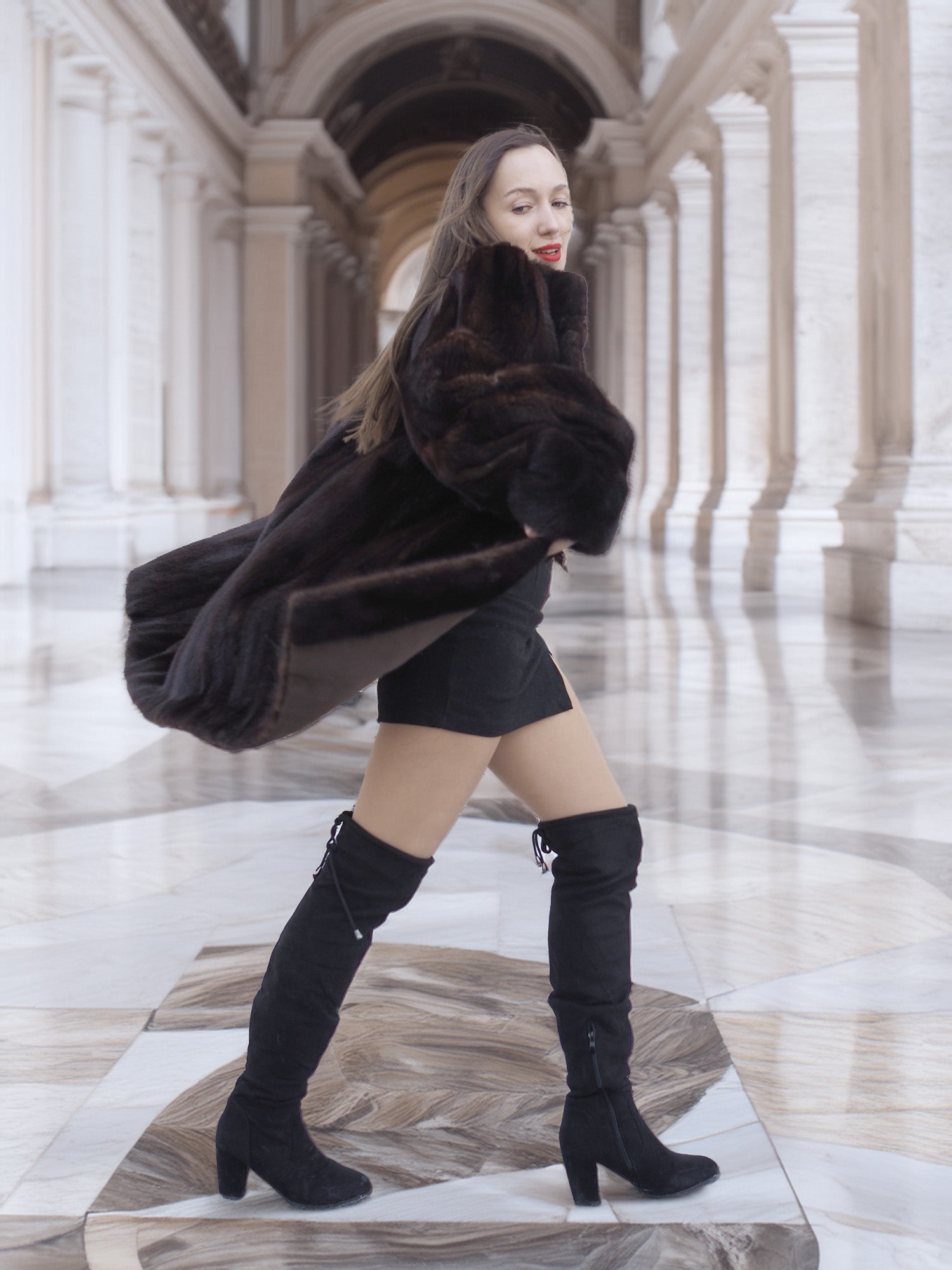 The Roman Whisper – Vintage Mahogany Mink Swing Coat L/XL