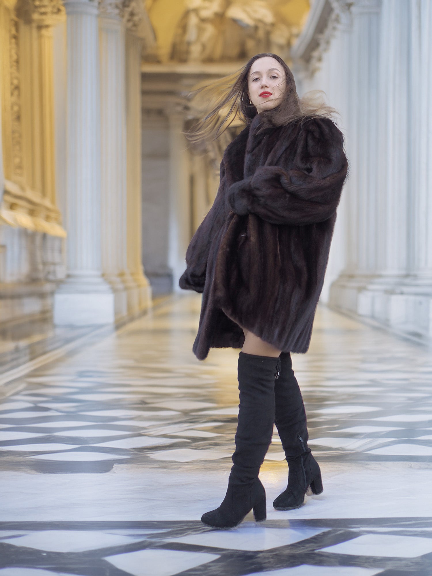 The Roman Whisper – Vintage Mahogany Mink Swing Coat L/XL