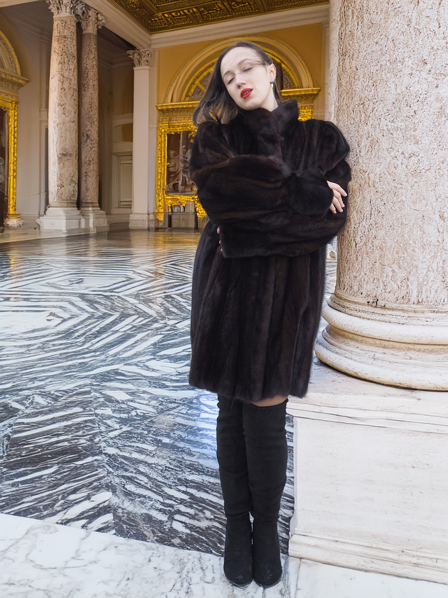 The Roman Whisper – Vintage Mahogany Mink Swing Coat L/XL