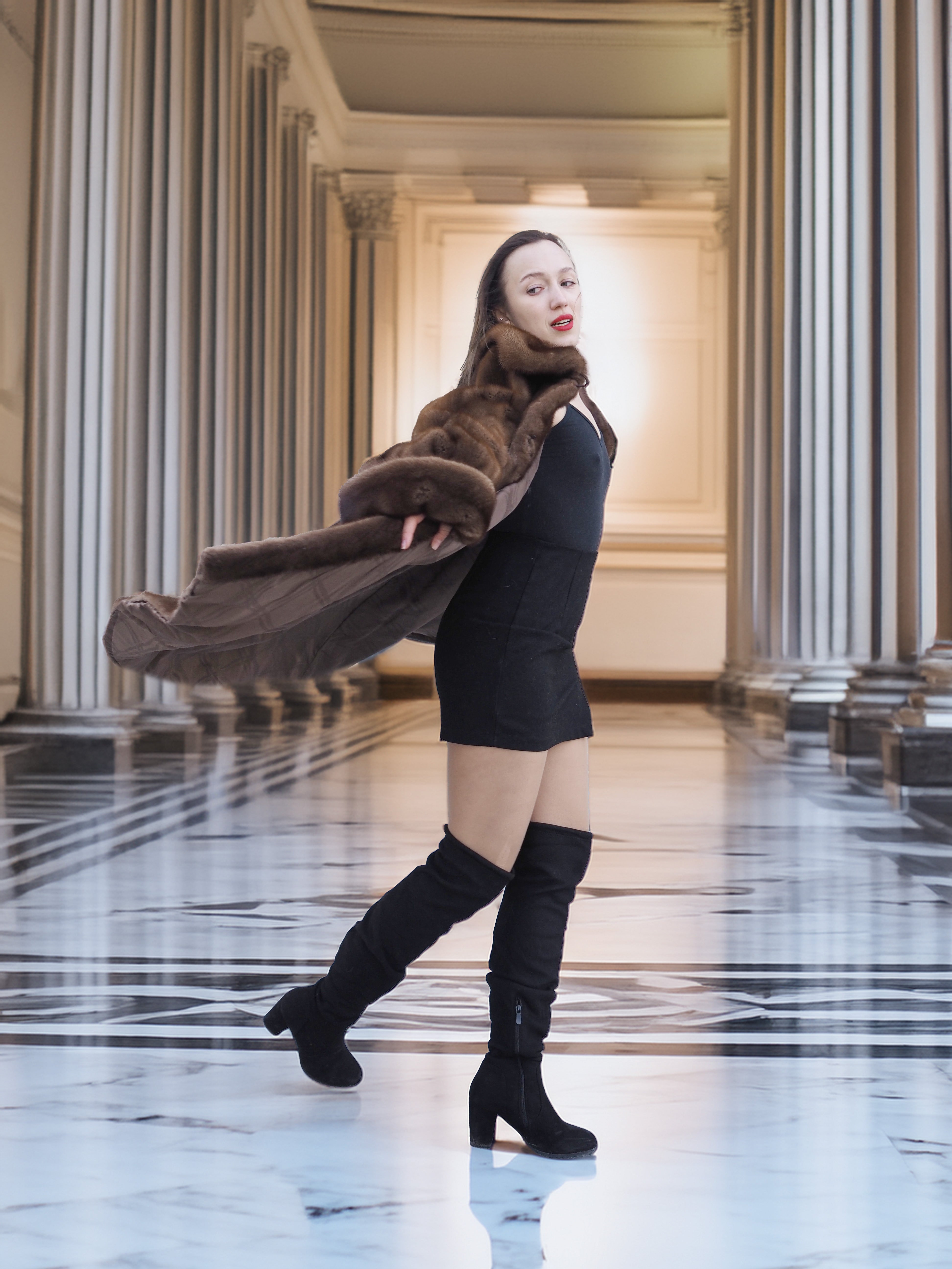 Model playfully swinging Brand New Luxurious Demi Buff Swing Canadian Mink Fur Coat L/XL open, revealing its quilted satin interior.