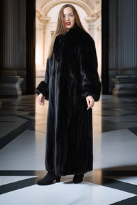 "Noir Ascendant" – Black Mink Full-Length Coat – Timeless Elegance