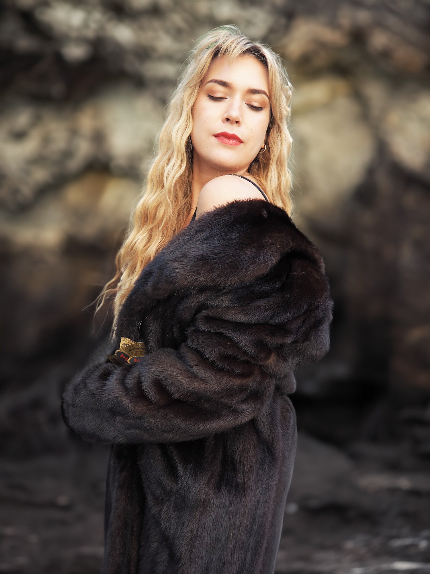 Dark Ranch Black Mink Fur Coat Jacket M No Monogram Unique Design