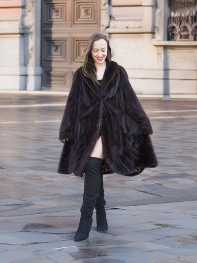 The Milan Moment – Mahogany Mink Swing Coat with Gold Baroque Lining XL/XXL