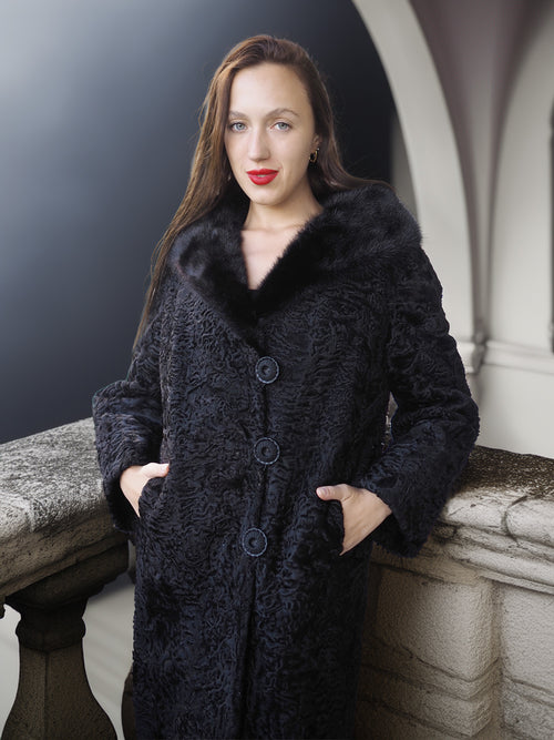 "The Black Mirage" – Lamb Swakara Coat with Mink Fur Collar S/M