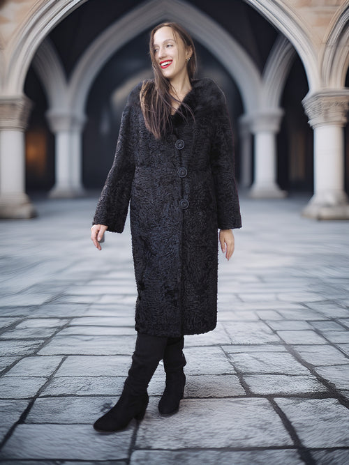 "The Black Mirage" – Lamb Swakara Coat with Mink Fur Collar S/M