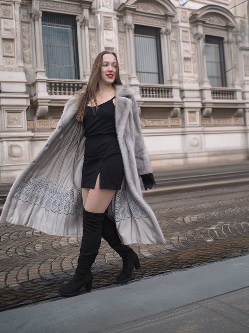 Sapphire Grey Mink Fur Coat S/M Excellent shown open to reveal embroidered satin lining. Chic cold-weather coat paired with black mini dress and boots.