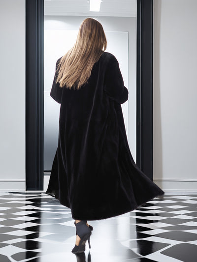 "The Duality Edit"- Reversible Sheared Mink: Two Worlds, One Coat