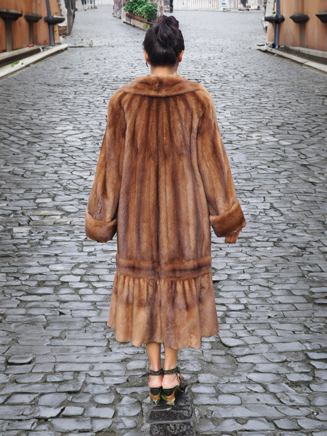 Stunning Demi Buff Canadian Mink Fur Coat Mid Length S