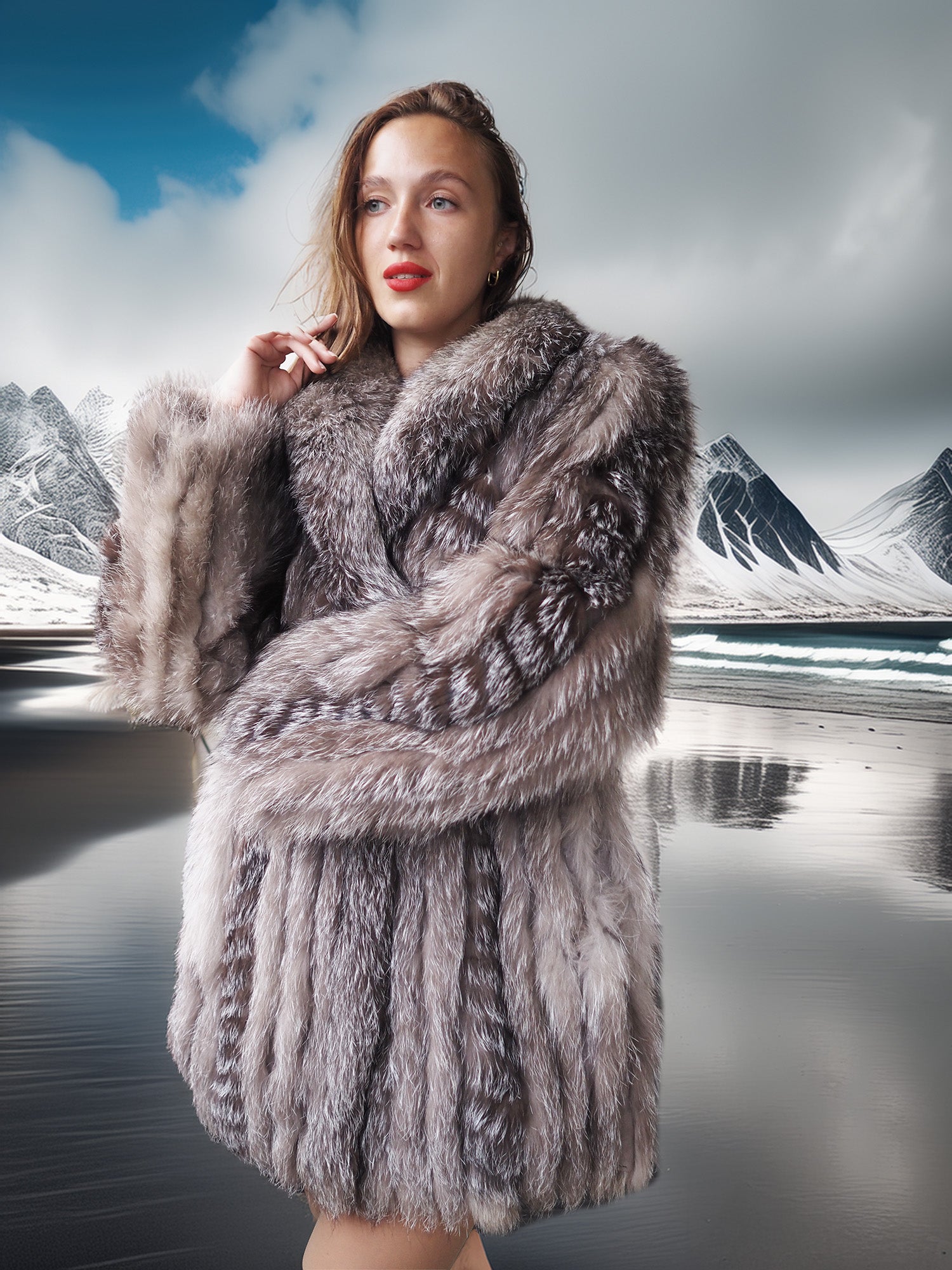 Northern Whisper - A Unique Platinum Silver Fox S