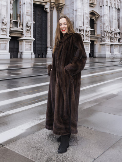 Designer Luxurious Mahogany NAFA Mink Fur Coat By Alfred Sung 52" Long M