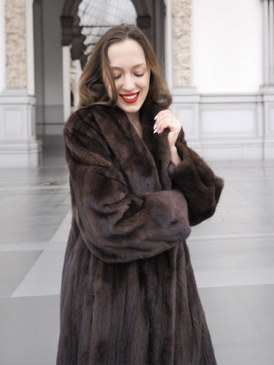 Designer Luxurious Mahogany NAFA Mink Fur Coat By Alfred Sung 52" Long M