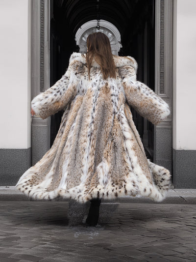 Spectacular Unisex Soft Plush Spotted Fur Coat Large Shawl Collar M/L 52" Long