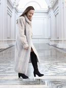 Pearl & Shadow – Herringbone Mink Elegance in Motion S