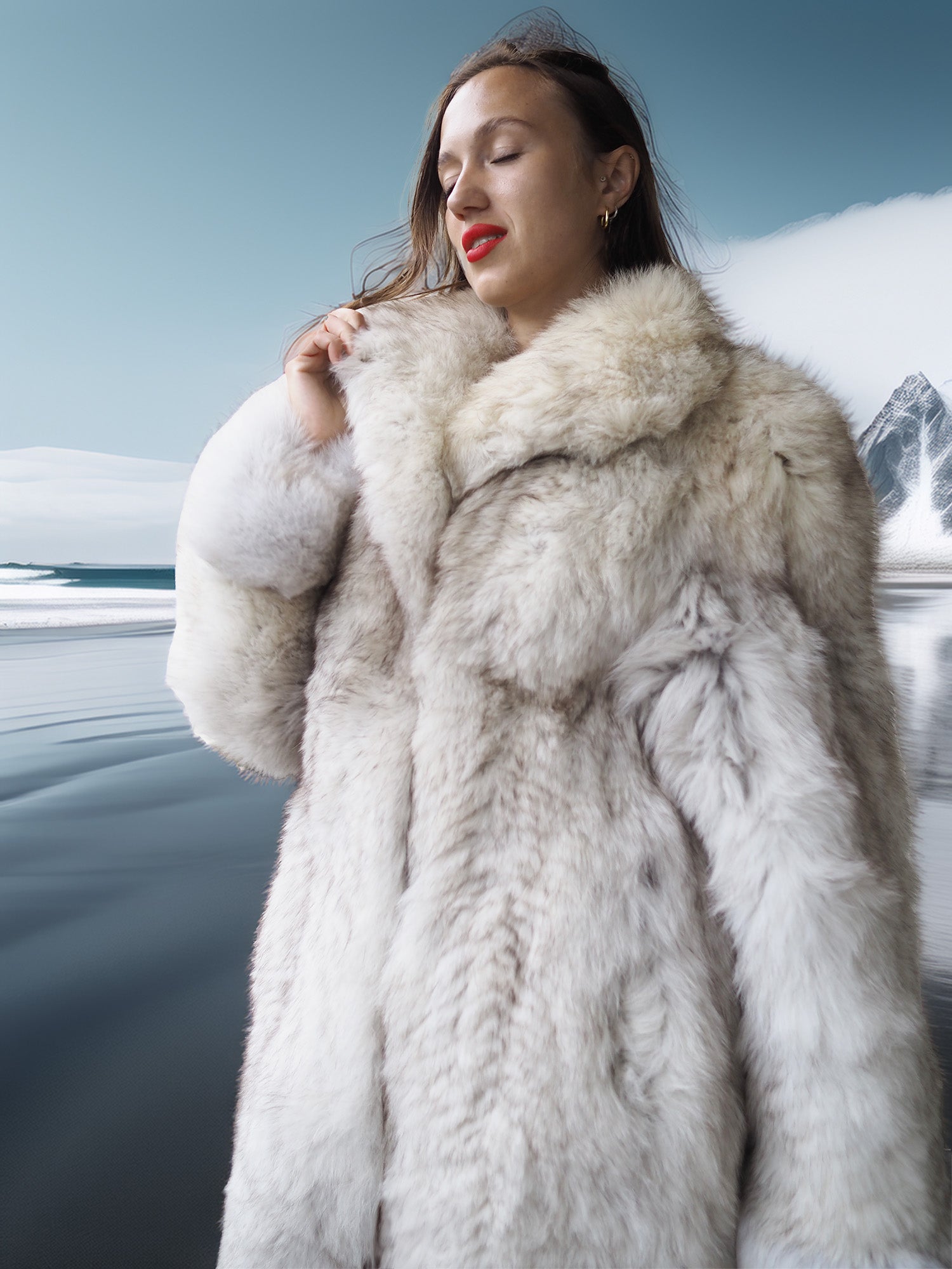 The Glacier Queen Has Landed - Pale Blue Fox Size M