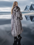 The Silver Reign - Full Length Silver Fox M