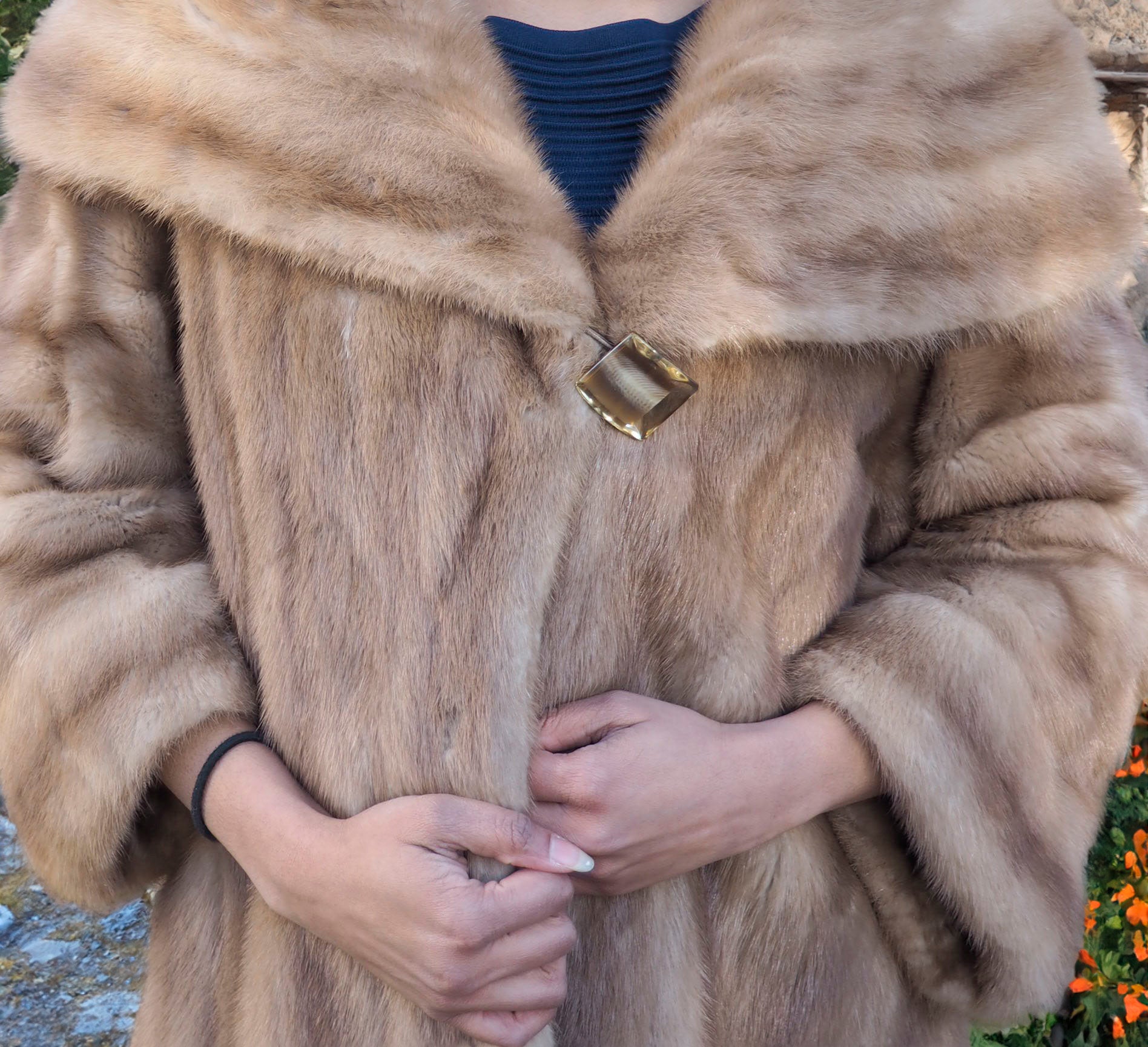 Vintage Pastel Light Brown Mink Fur Coat Large Cape Collar L