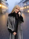 Top Quality Black And White Herring Bone Design Mink Fur Coat S