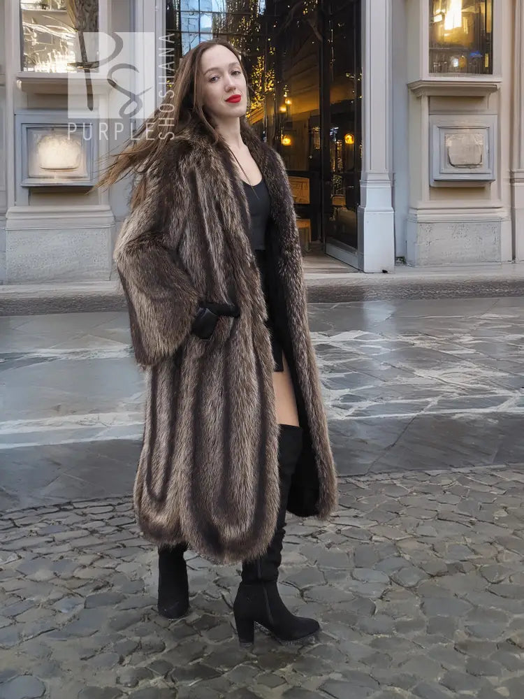 Canadian Raccoon Fur Coat Coats Scalloped Hem Design XS/S