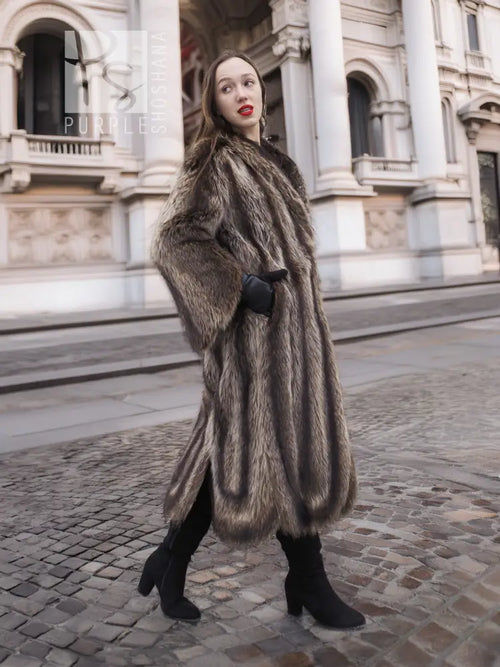 Canadian Raccoon Fur Coat - Scalloped Hem | Shawl Collar, Pockets
