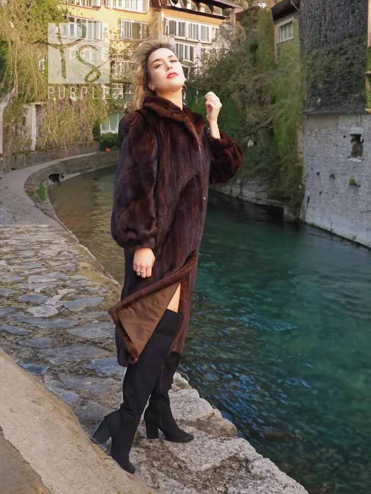 Dark Mahogany Brown Vintage Mink Fur Coat Coats M P