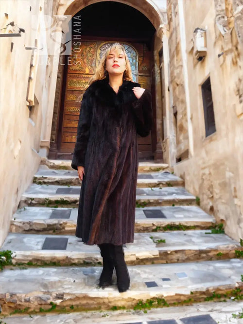 Black mink fur coat with fox notch collar, long hem and buttonless front