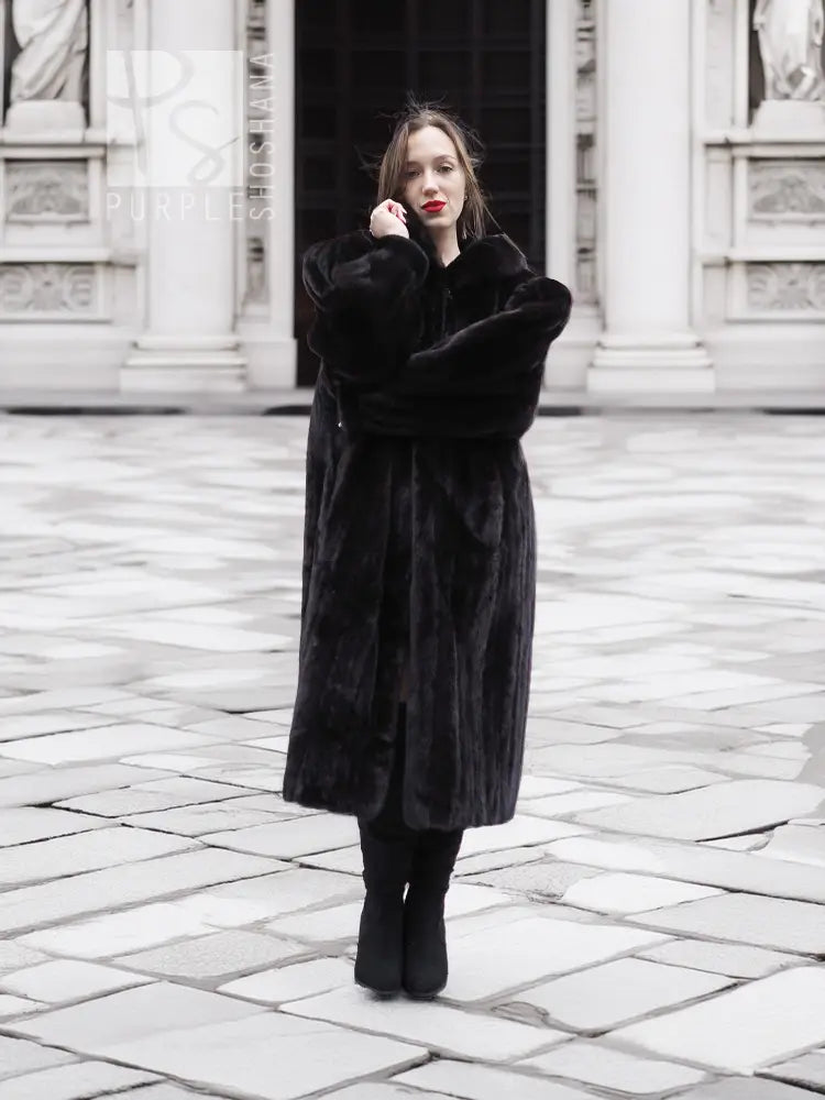 Black Mink Fur Coat - Elegant and Luxurious – Purple Shoshana Furs