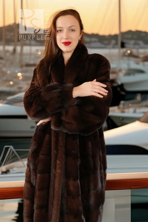 Reversible mahogany mink coat in dark brown, with shawl collar and button front