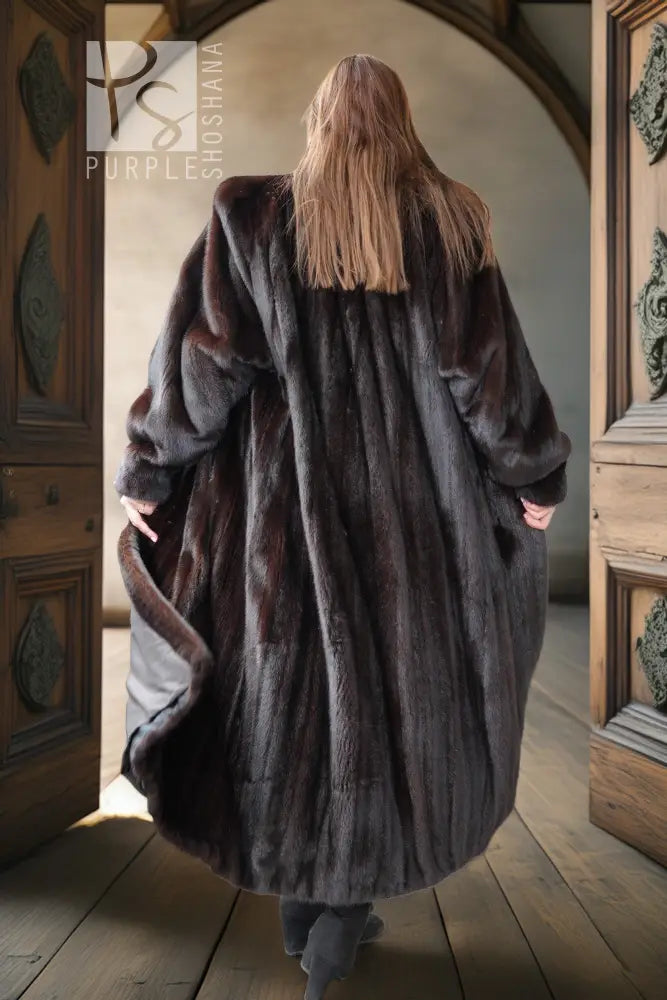 "Le Miroir Noir" — Black Mink with Mahogany Shadows