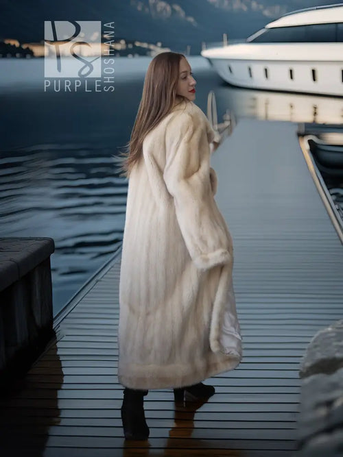 Pearl mink fur coat with wide collar, long sleeves, full-length drape