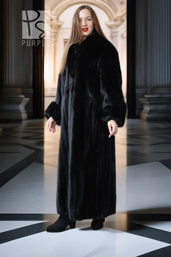 "Noir Ascendant" – Black Mink Full-Length Coat – Timeless Elegance