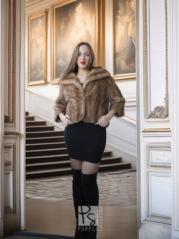 "Palais de Miel" – Vintage Tan Pastel Mink Opera Jacket - Canada Majestic