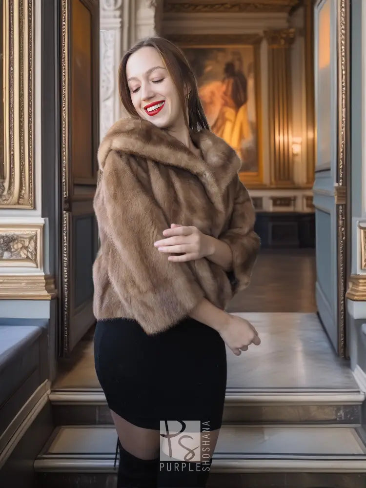 "Palais de Miel" – Vintage Tan Pastel Mink Opera Jacket - Canada Majestic