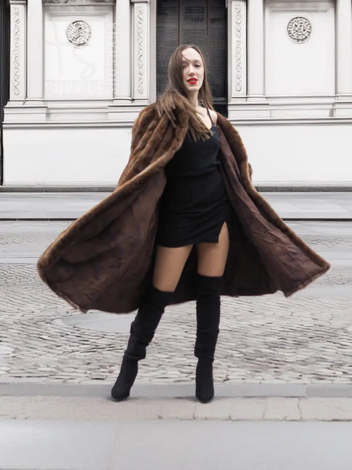 Pastel swing mink fur coat, L/XL, dark brown wide sleeves, swing hem detail