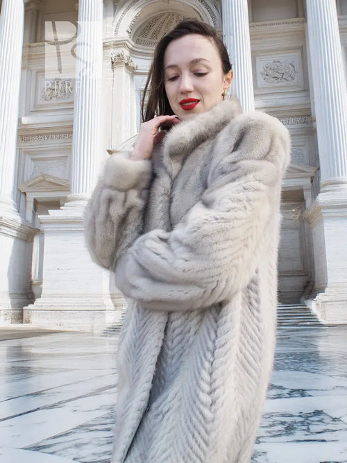 Light gray herringbone mink coat, close-up of fur collar and textured front
