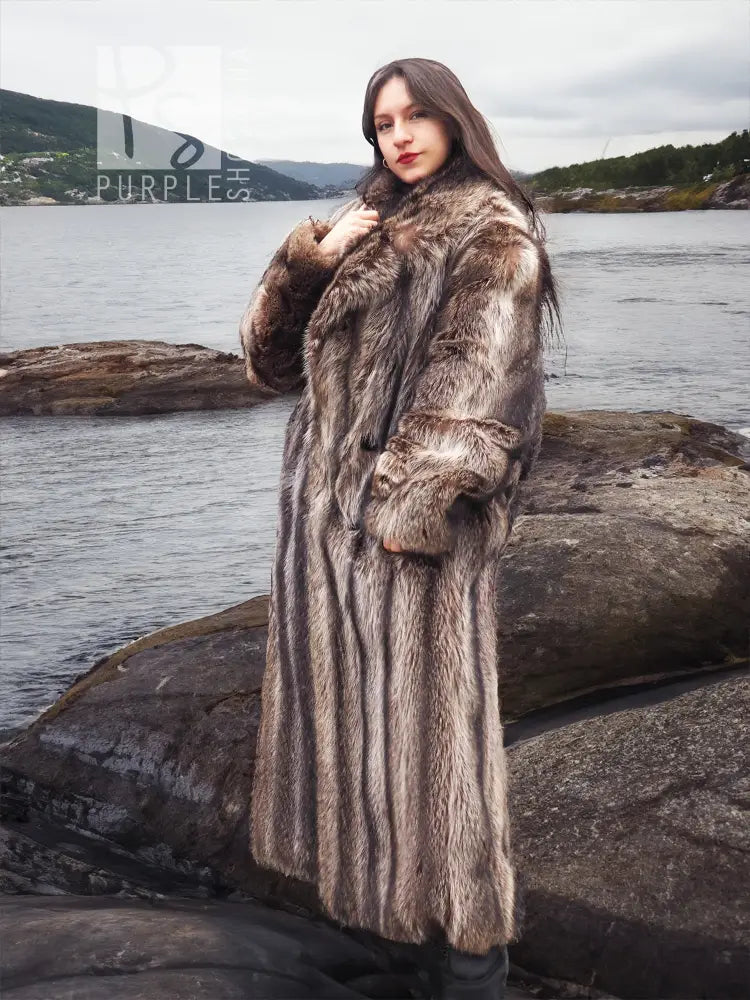 Raccoon fur coat, long taupe-brown with front pockets and fur wrap collar