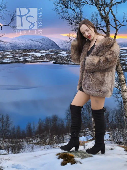 Women's fox fur coat, taupe, size M, open front with wide collar.