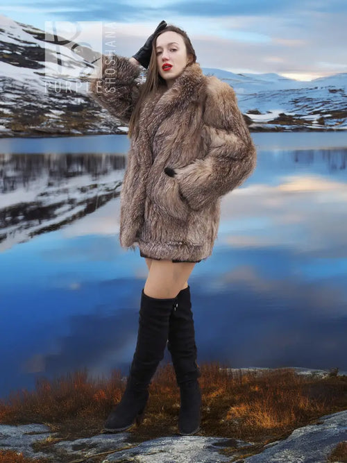 Women’s light brown fox fur coat, short straight cut, size M.