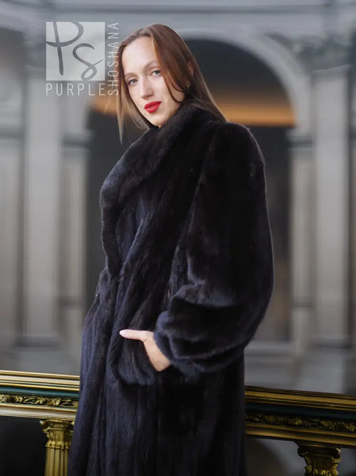 Black mink fur coat with wide collar, front view