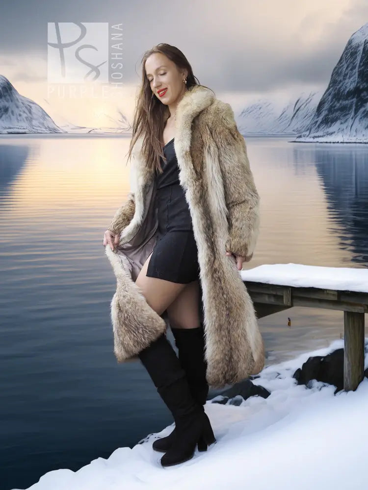 Vintage coyote fur coat with shawl collar, open front, long fluffy light tan sleeves