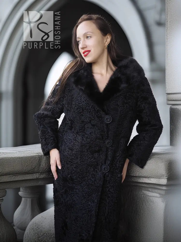 "The Black Mirage" – Lamb Swakara Coat with Mink Fur Collar S/M