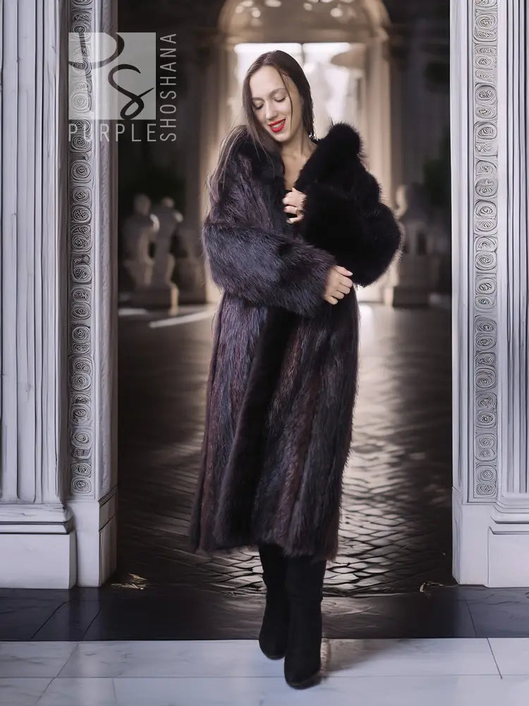 Long-haired beaver fur coat with fox trim, dark fur collar and textured long body