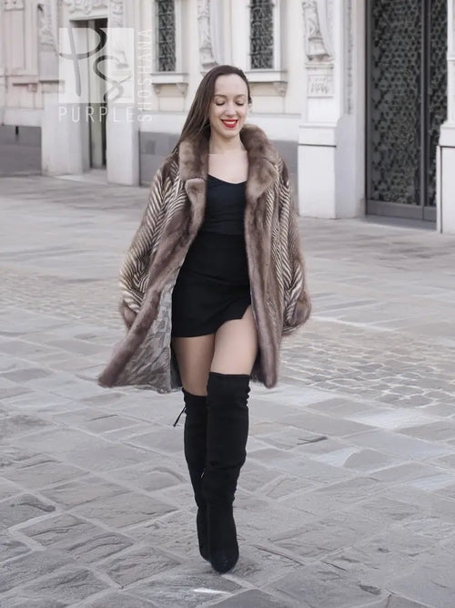 Mink fur jacket with herringbone texture and wide collar, loose fit