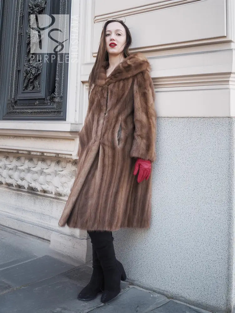 Brown fur coat with hooded collar and full sleeves, straight fit