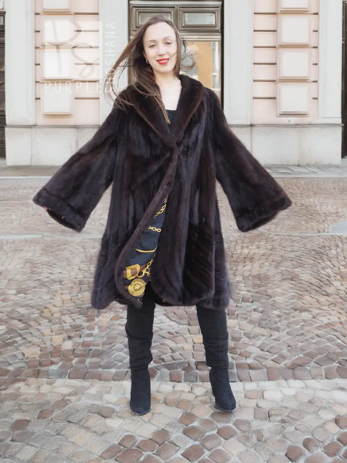 Dark mink swing coat with gold baroque lining, voluminous sleeves, open front