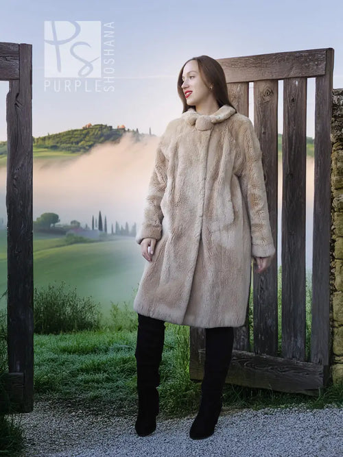 Women’s sheared beaver coat with fluffy collar, light beige, front standing