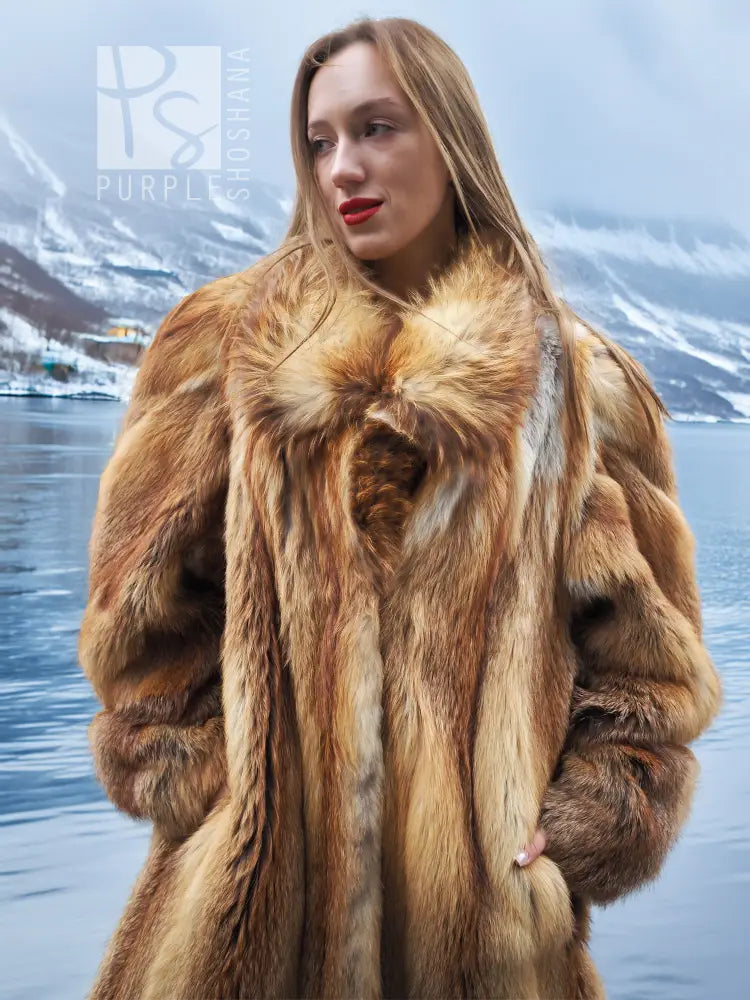 Fox fur coat close-up with textured fur, wide collar and relaxed sleeves