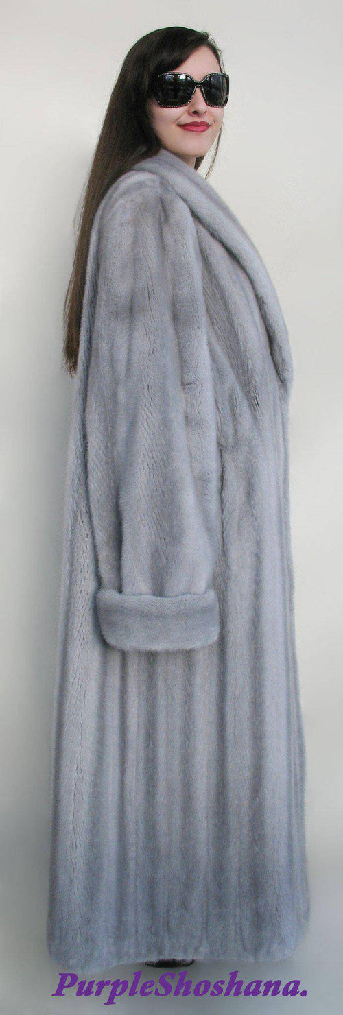 Glamorous Blue Sapphire Female Solid Silver Canadian Mink Fur Coat M/L - Purple Shoshana Furs