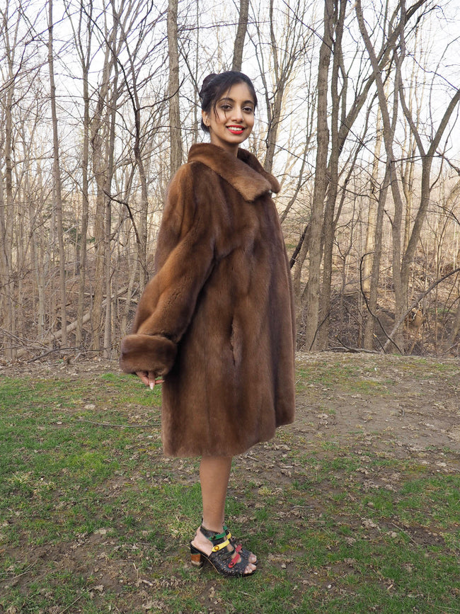 Brand New Luxurious Demi Buff Swing Canadian Mink Fur Coat Stroller L/XL